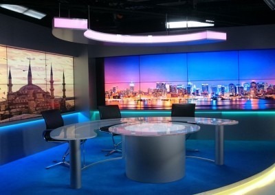 eye catching design - AL-HIWAR TV